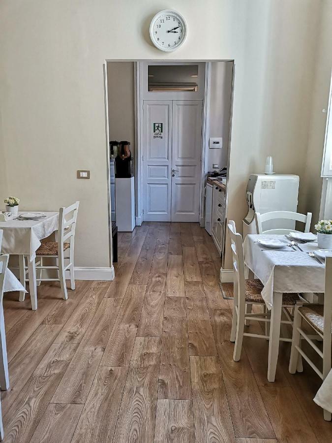 Opera Relais Bed and Breakfast Messina Buitenkant foto